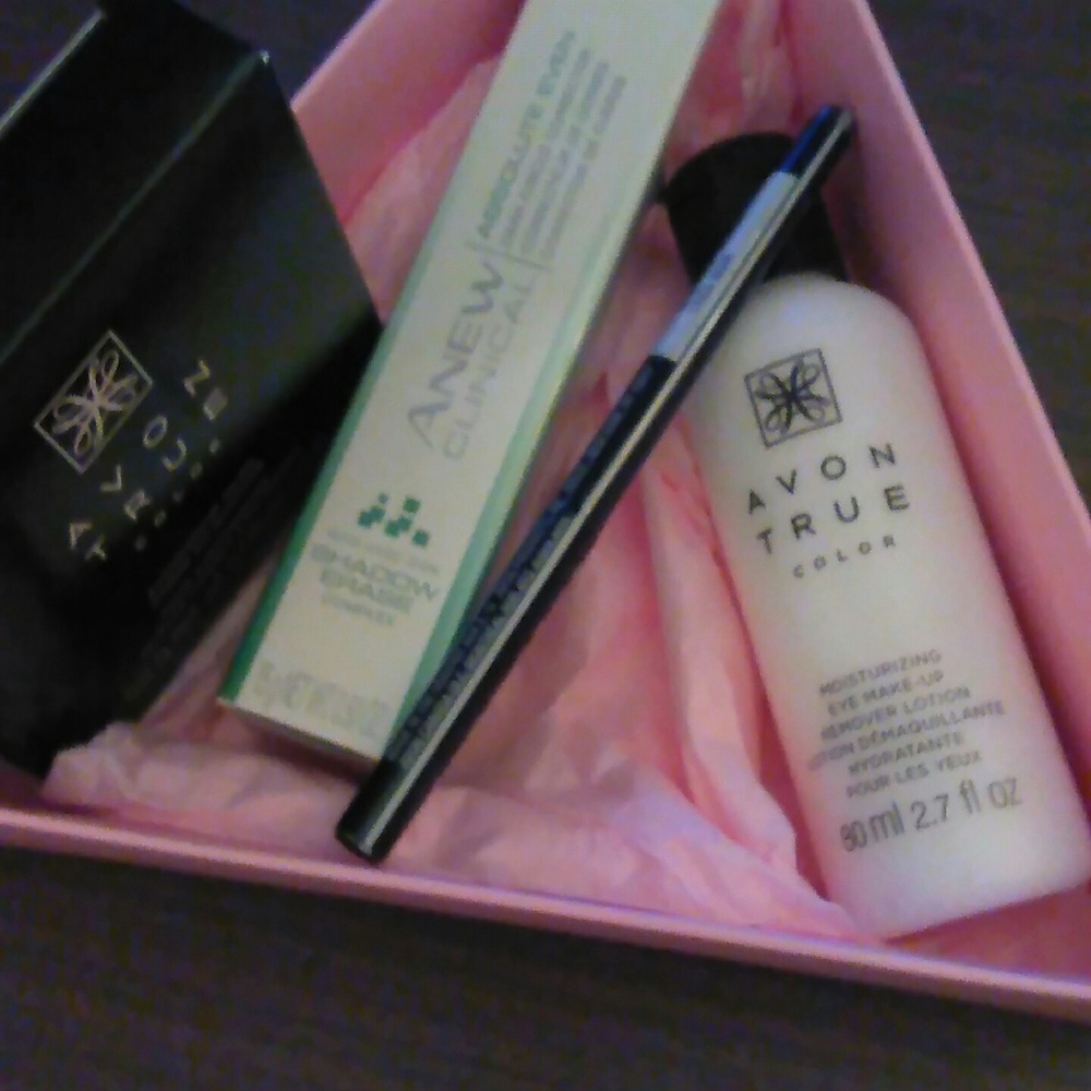 Avon The A Box- Easy On The Eyes